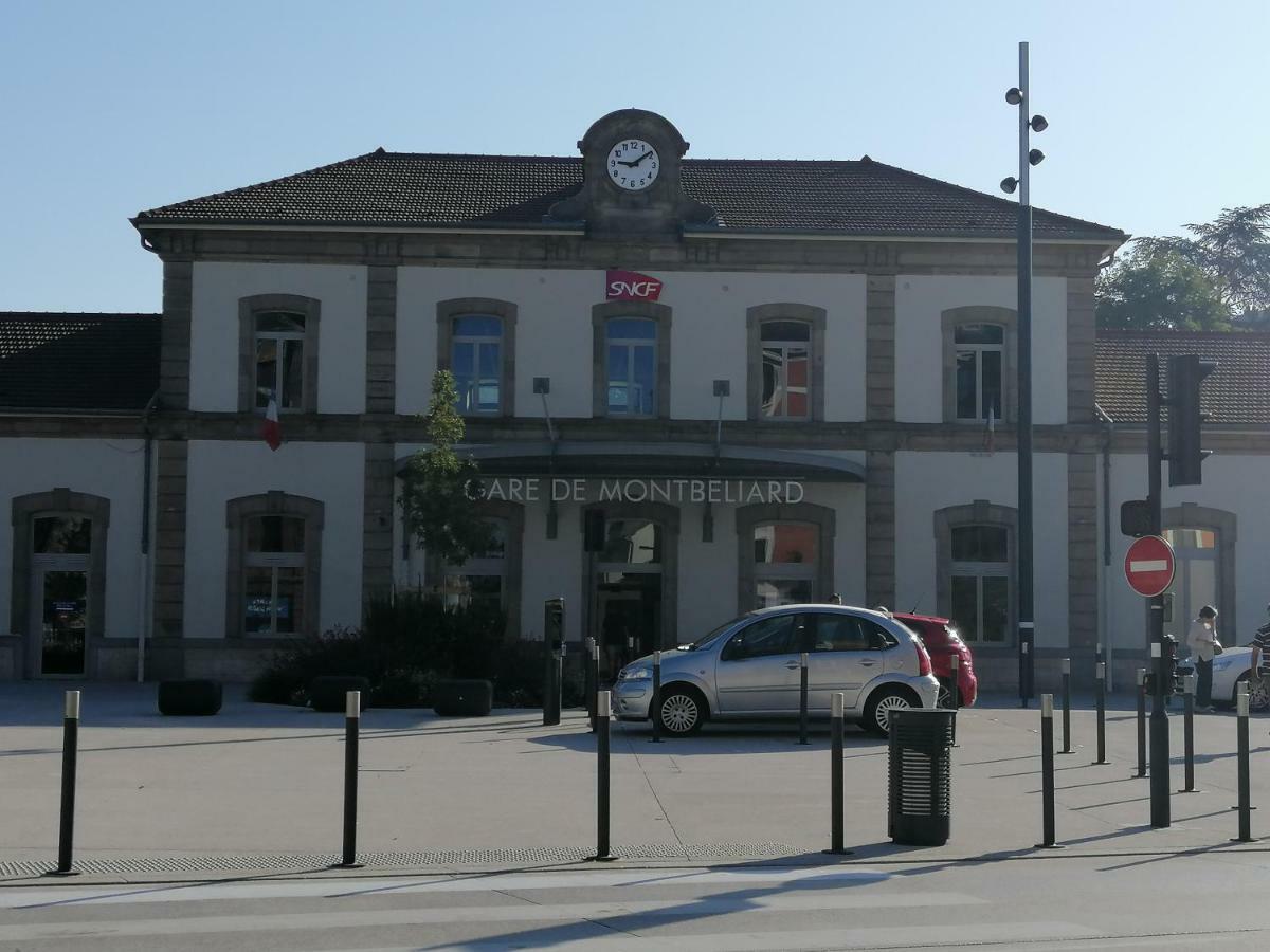 Le Petit Velotte - Un Cocon En Coeur De Ville Apartment Montbéliard Exterior foto