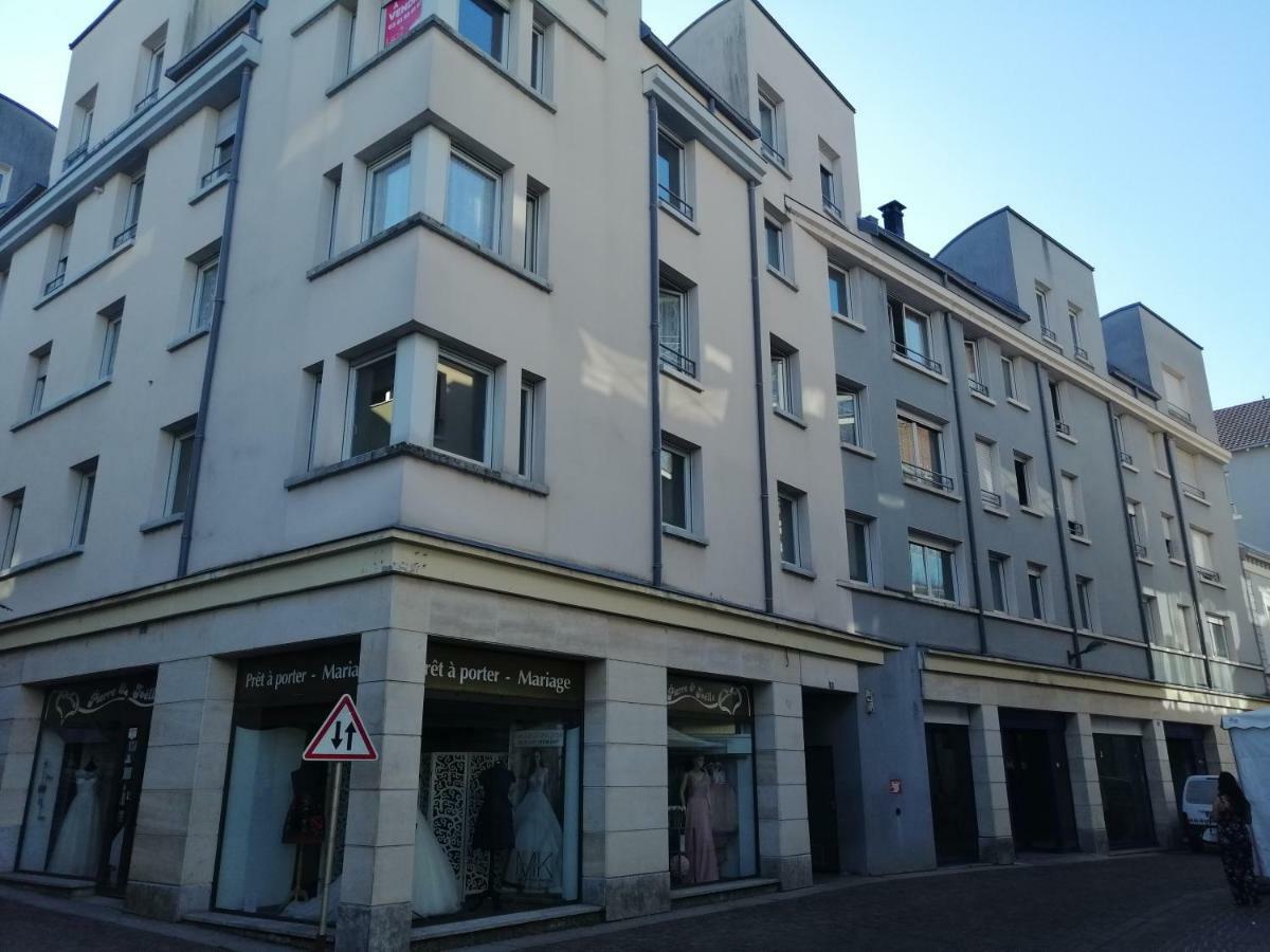 Le Petit Velotte - Un Cocon En Coeur De Ville Apartment Montbéliard Exterior foto